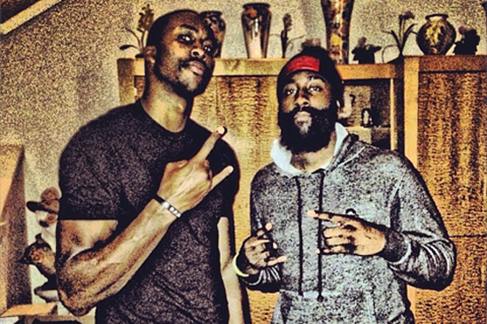 埃贝尔：穆西亚拉复出要等到1月；和格纳布里续约谈判很顺利（埃贝尔：穆西亚拉预计一月回归；格纳布里续约进展顺利）