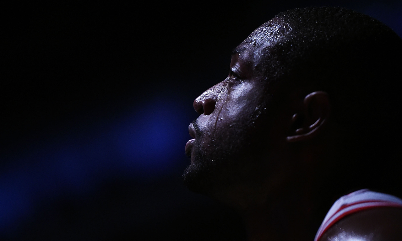 2场贡献6球1助攻+夺得金靴，法比奥当选中超11月最佳球员（两战斩6球1助并加冕金靴，法比奥荣膺中超11月最佳球员）