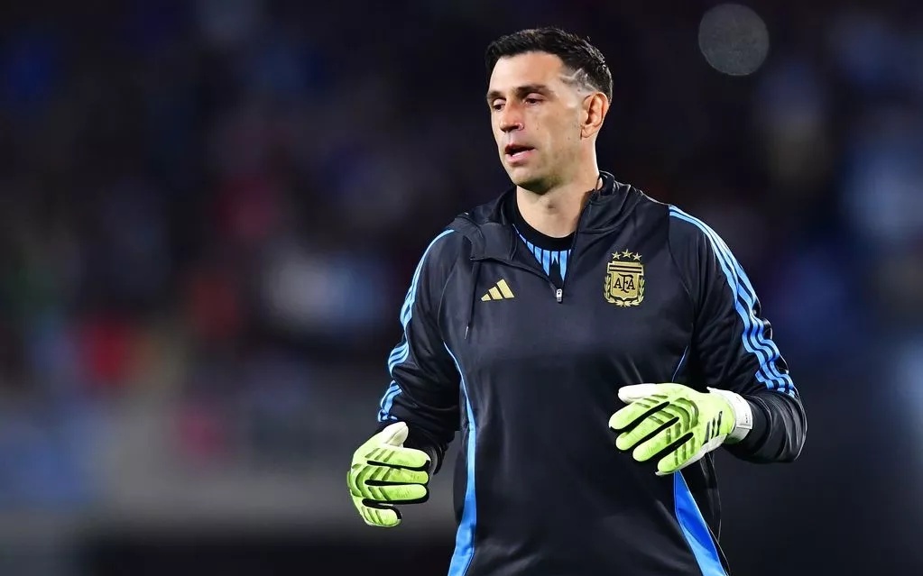 CBA比赛精彩瞬间：深圳队绝杀广东,（深圳压哨绝杀广东：CBA上演惊险一幕）