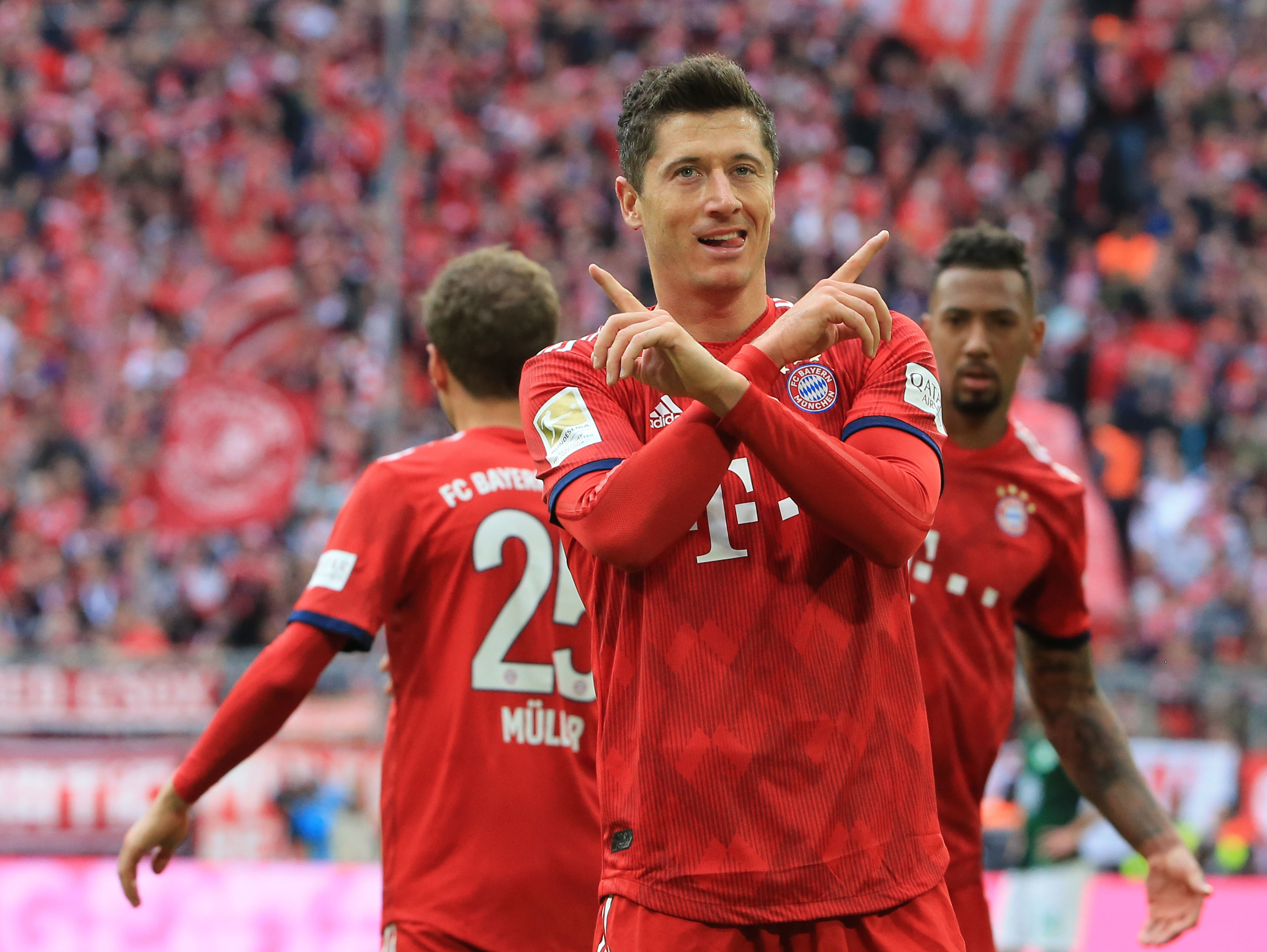 伦纳德复出后哈登投篮命中率仅38%，同时出战快船仅4胜9负（莱昂纳德复出后，哈登投篮命中率仅38%，两人同场时快船仅4胜9负）