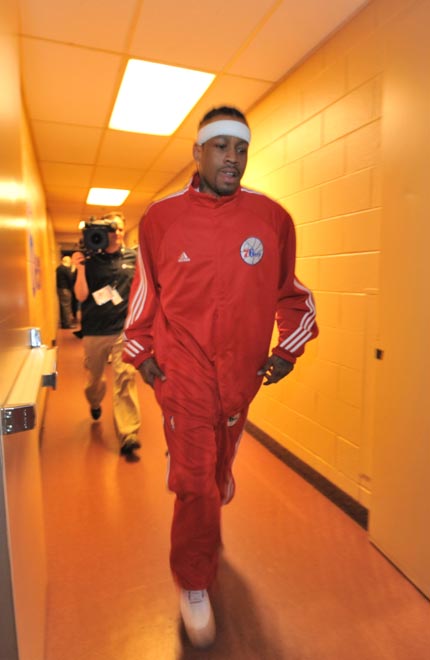 下滑严重！39岁的霍福德，本赛季什么水平？（39岁霍福德本季状态如何？下滑幅度有多大？）