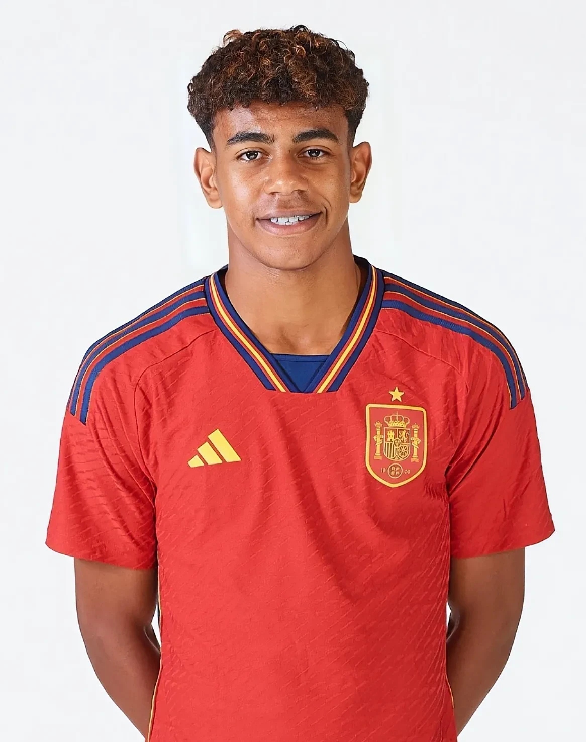 “摩洛哥R9”伊加马内：69分钟造一球，即插即用里尔新援（69分钟参与进球，“摩洛哥R9”伊加马内成里尔即插即用新援）