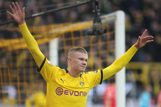 阿森纳继续5分领跑，切尔西利物浦遭遇冷门（阿森纳5分优势继续领跑，切尔西与利物浦相继爆冷）