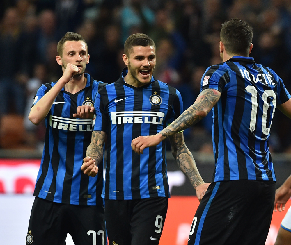 勒沃库森稳健表现继续领跑积分榜（勒沃库森状态稳健，高居积分榜首位）