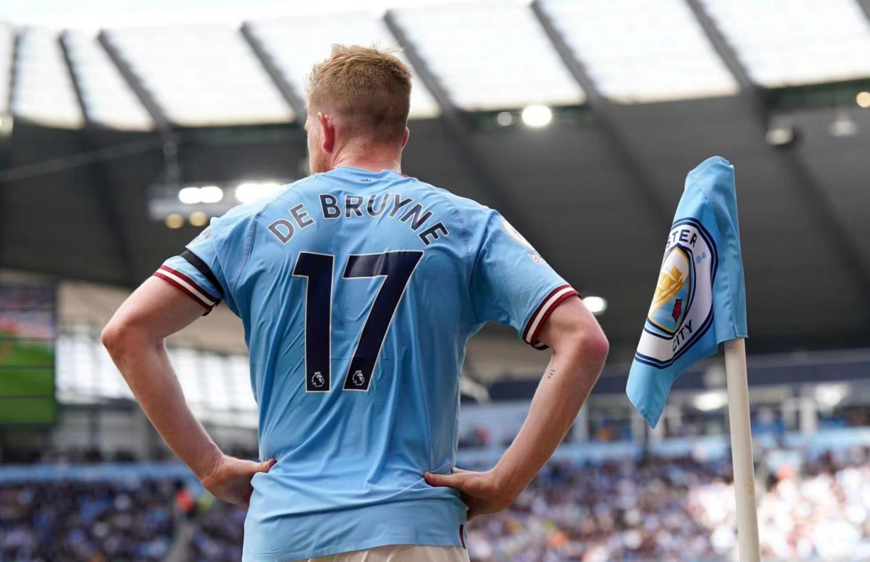 祝福！全北现代国脚宋旻揆与电竞主持人郭珉瑄步入婚姻殿堂（喜讯：全北现代国脚宋旻揆与电竞主持人郭珉瑄喜结连理）