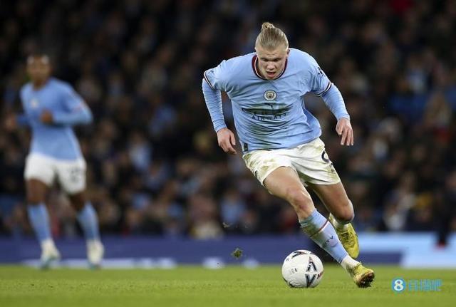 官方：阿拉维斯球迷可前往诺坎普现场观看客战巴萨的比赛（官方：阿拉维斯球迷获准赴诺坎普现场观战客场对阵巴萨）